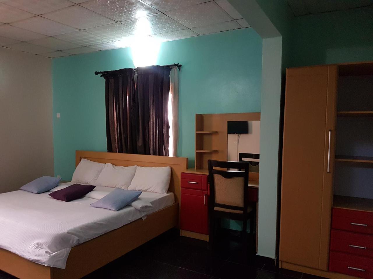 Chamcce Hotel Ajao Lagos Exterior photo