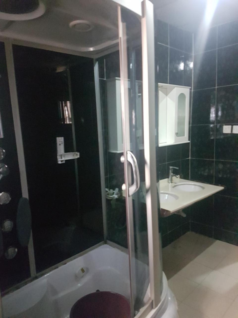 Chamcce Hotel Ajao Lagos Exterior photo